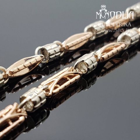 AUKSINĖ GRANDINĖLĖ. SVORIS 44g, ILGIS 60cm.
DARBAS NUO 300€