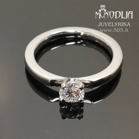 Balto aukso sužadėtuvių žiedas su briliantu. Svoris 3g, briliantas 0.33ct. Kaina nuo 800€