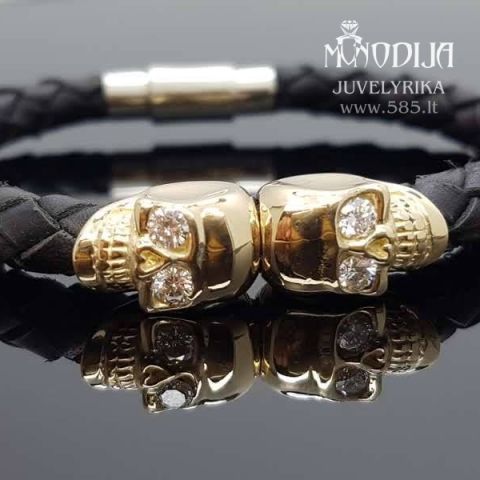 Auksas 585: geltonas, baltas
Svoris: 16 g
Briliantai: 4 vnt po 0.14 ct
Auksinė apyrankė su oda. Darbas nuo 250€