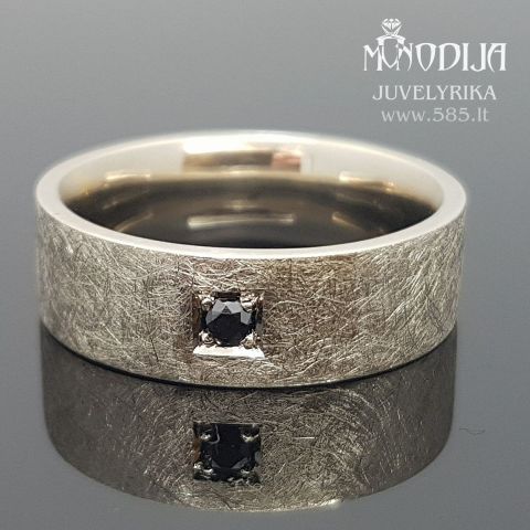 Vyriškas žiedas puoštas juodu briliantu 0.05ct. Darbas nuo 150€