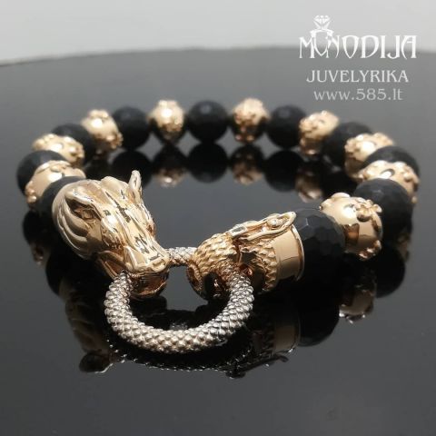 Auksinė apyrankė su briaunuoto onikso akmenukais. Svoris 44g. Darbas nuo 500€