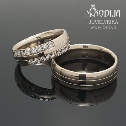 Raudono aukso vestuviniai žiedai su rankų darbo graviūra
Svoris: 14g
Briliantai: 16vnt*0.03ct-2mm
Darbo kaina: 250€
Kategorija: Klasikiniai
Plotis: 6mm ir 6mm