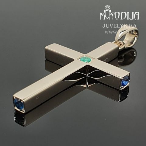 Balto aukso kryžiukas puoštas smaragdu ir safyrais
Svoris: 12g
Darbo kaina: 200€
Safyrai: 3vnt*0.13ct-2.9mm
Smaragdai: 1vnt*0.14ct-3mm