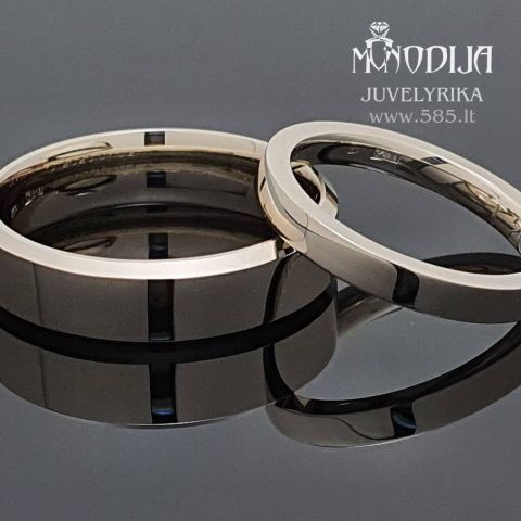 Balto aukso vestuviniai žiedai
Svoris: 11g
Darbo kaina: 230€
Kategorija: Modernūs
Plotis: 2.5mm ir 6mm
