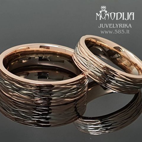 Balto-raudono aukso vestuviniai žiedai
Svoris: 14g
Darbo kaina: 300€
Kategorija: Meniniai
Plotis: 5mm ir 6mm